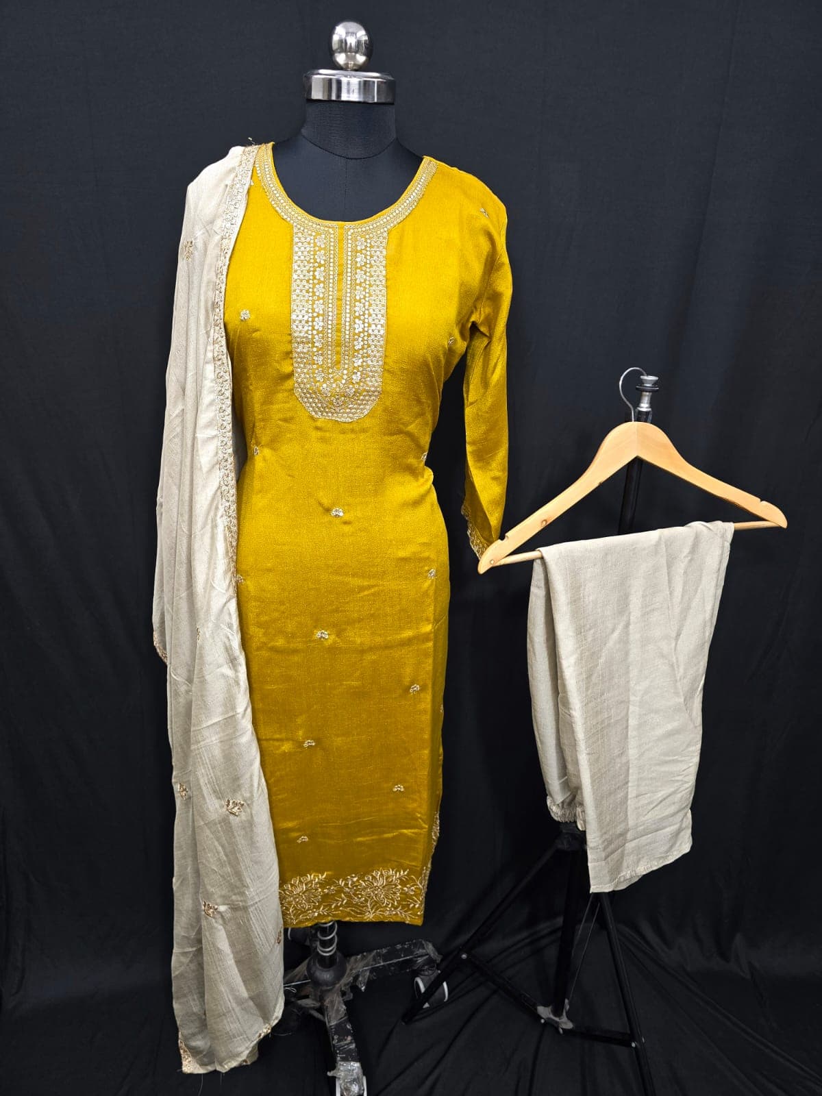Gajji silk 3 piece set